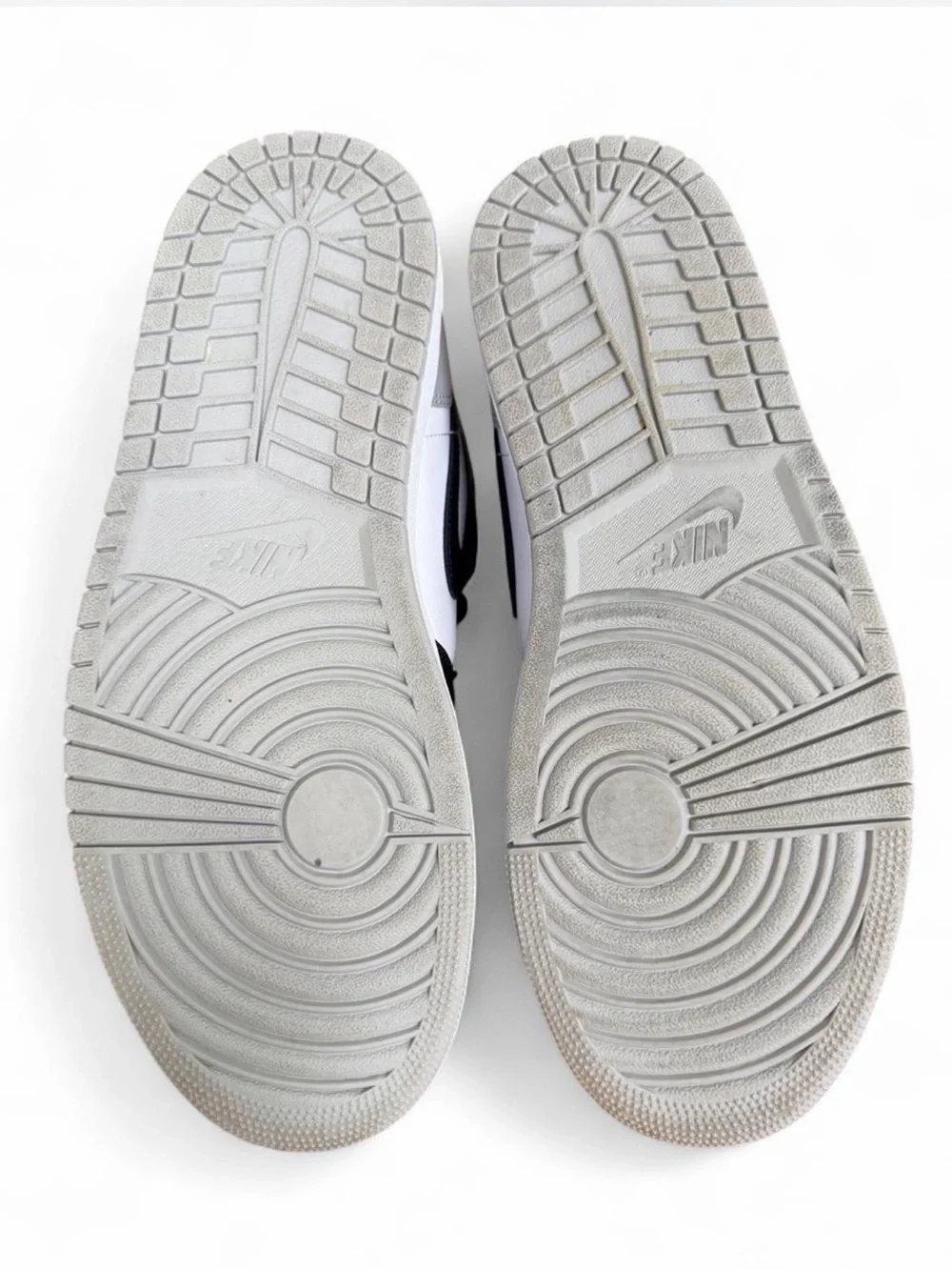 Jordan authentic air